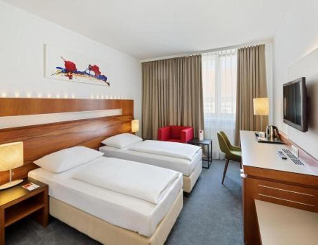 Hotel Plaza Grand Near Igi Airport New Delhi Eksteriør bilde